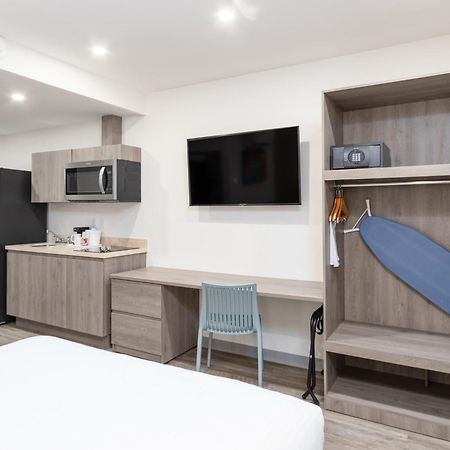 סיודאד חוארס Hotel Mesaluna Short & Long Stay מראה חיצוני תמונה